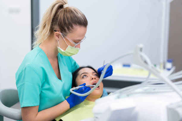 Best Emergency Tooth Extraction in World Golf Village, FL